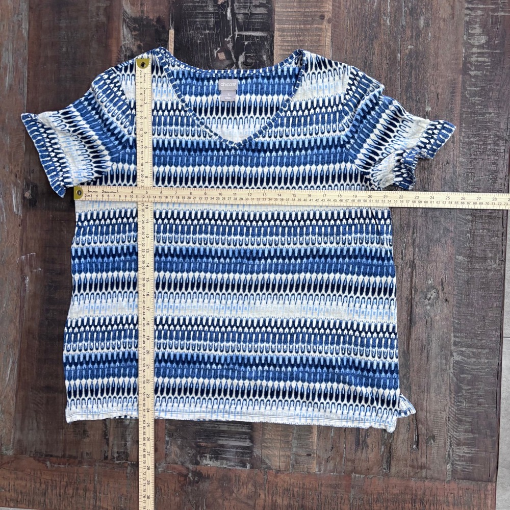 Chico's Slub Knit Boho Coastal Tee Blue Geometric V-Neck Short Sleeve 2 (US L) - Picture 4 of 8